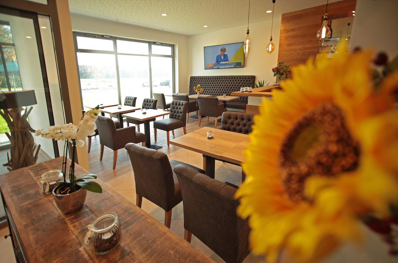 Hotel Weinhaus Moehle Bad Oeynhausen Ngoại thất bức ảnh